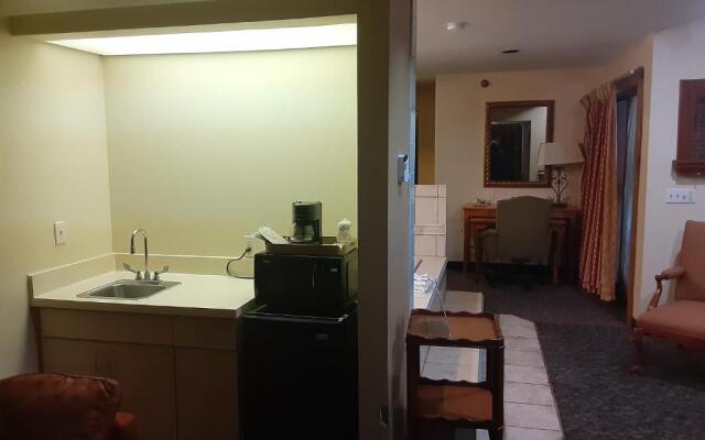 American Inn and Suites Ionia