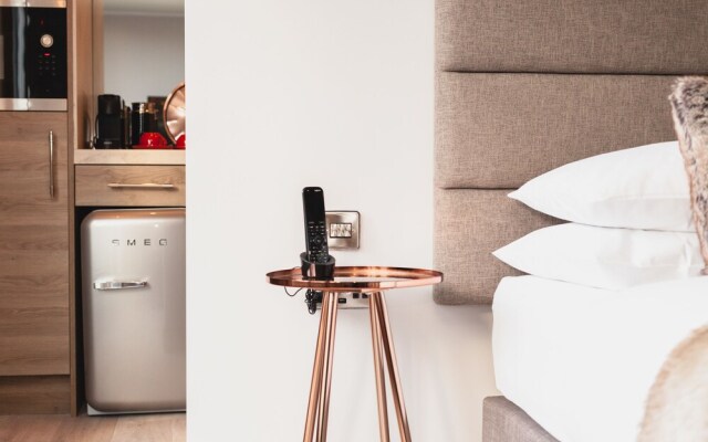 Clarendon Suites