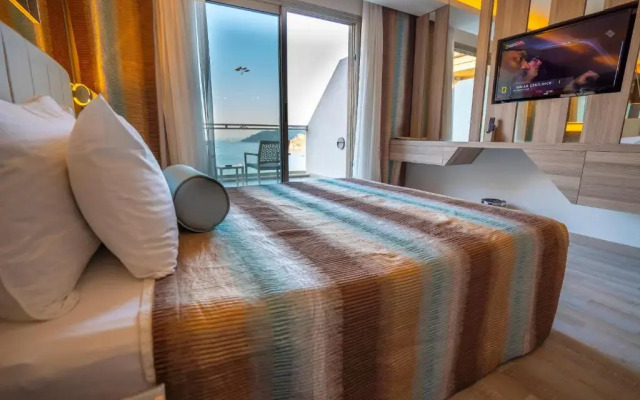 Turunc Premium Hotel