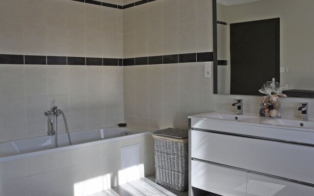 Luxury Villa with Private Pool in Saint-Victor-de-Malcap