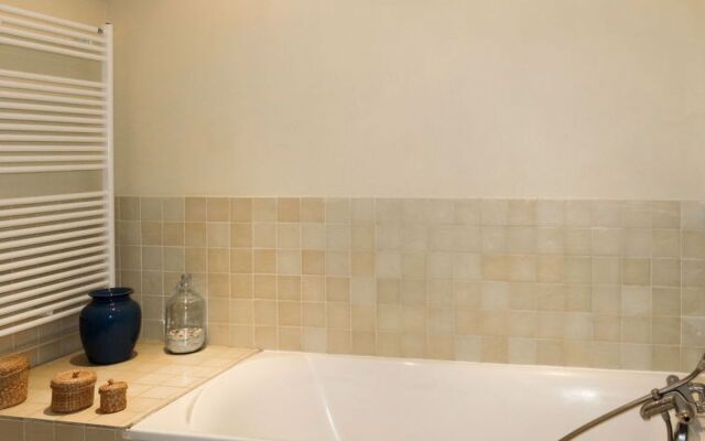 GiTE DE LEPINE (CBP600)