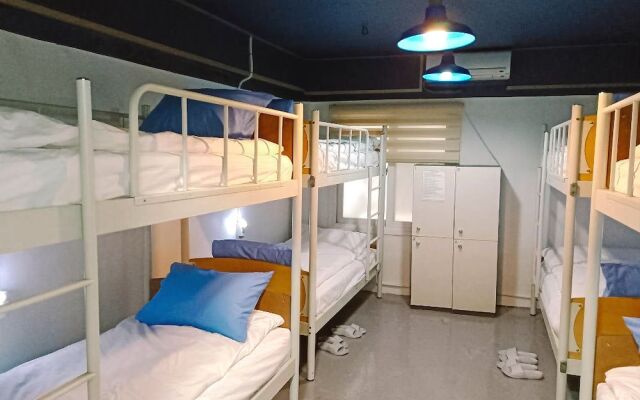 Nampo HILL Guesthouse