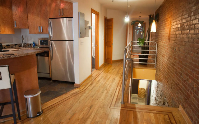 Luxury Suites Upper West Brownstone