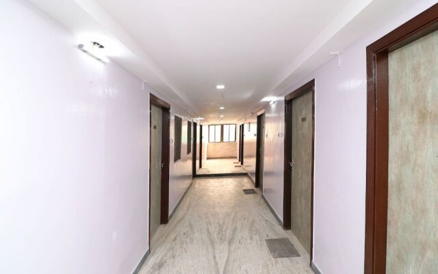 OYO Flagship 19330 Hotel Aria Executive Bara Bazar