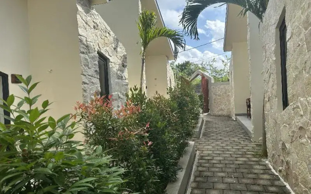 Nawan Nusa Dua Bali By Zuzu