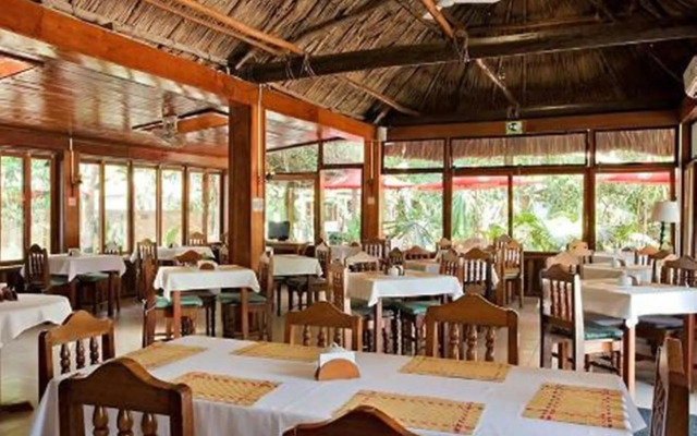 Hotel Jaguar Inn Tikal