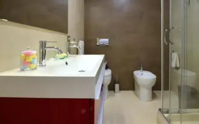 Angelina Urban Lodge