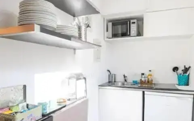 "Au Vinci Rouge" Downtown - Modern - Bright