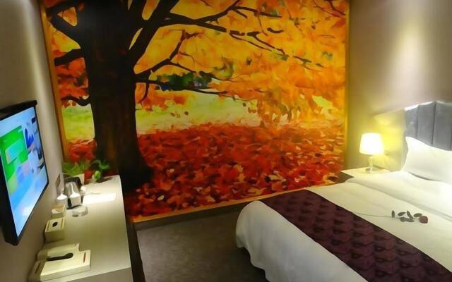 Urba Hotel · Xi'an North Railway Station
