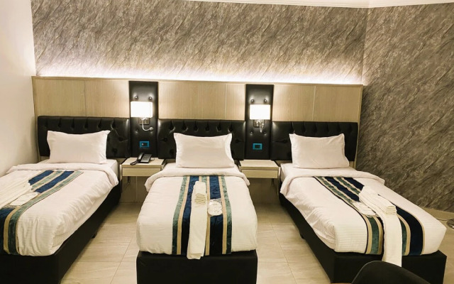 Nishan Hotel