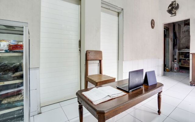 Hotel O Kost 2 Putra Syariah