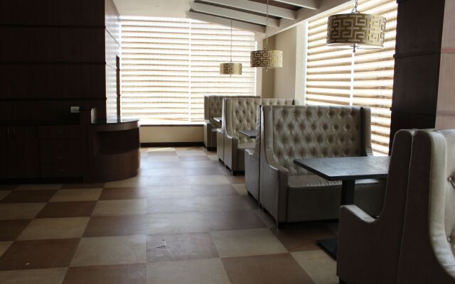 Ariya Hotel