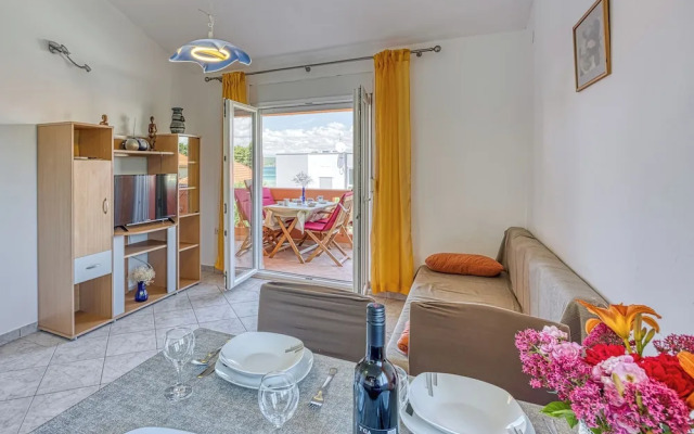 Seaview Apartment in Pasman A2