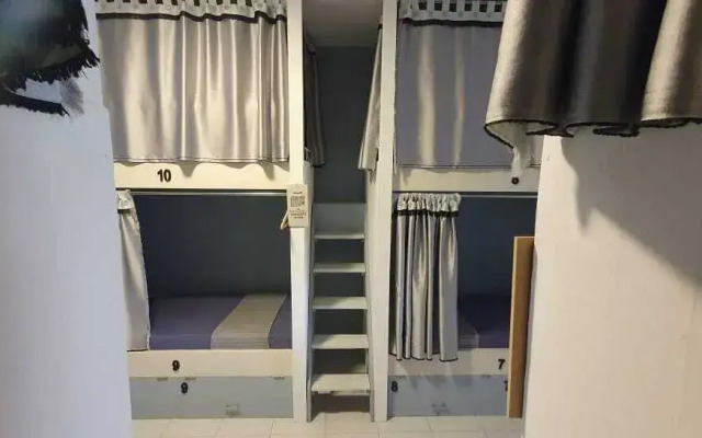 Bunk Bed Room Nusa Penida - Hostel