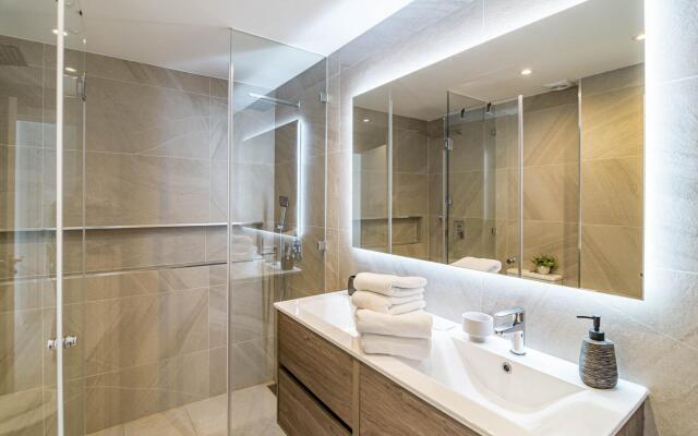 LAL- Fantastic family penthouse close to beaches