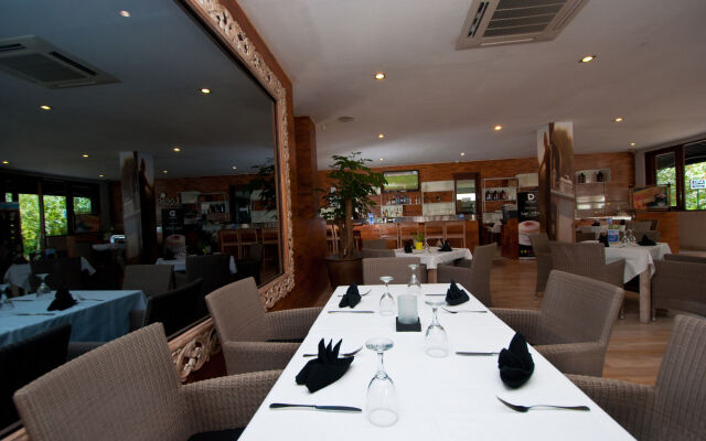 The Dipan Resort Petitenget