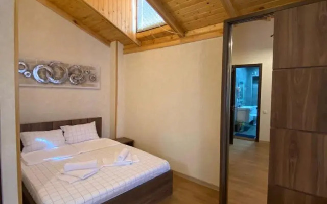 Guest House on Avlabari Street 12