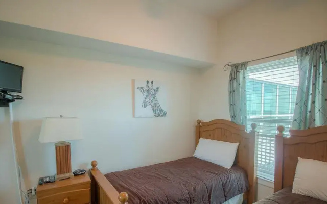 Legacy II 1404 Penthouse