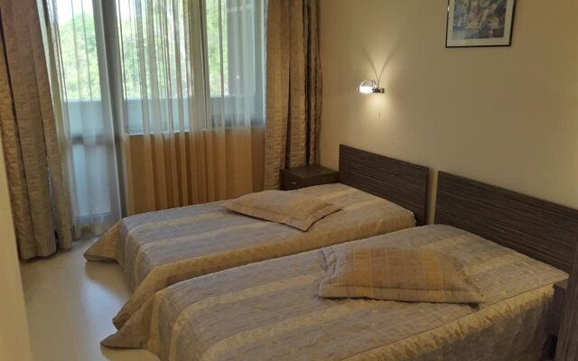 Hotel Prestige