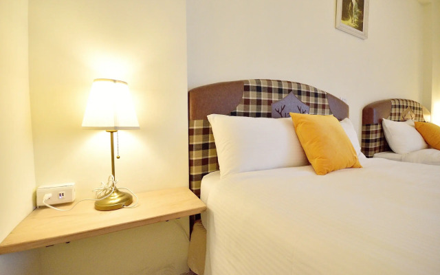 Moon Villa B&B