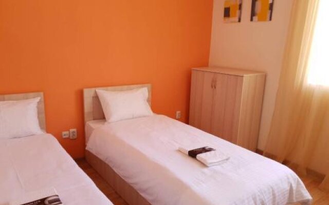 Carrot- kutaisi, hostel, private room