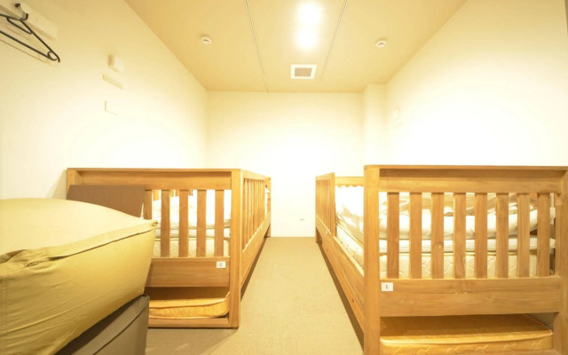 Yadokari Namba Hostel