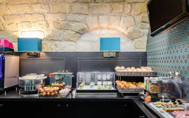 Hôtel Monceau Elysées