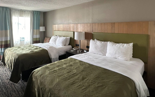 Quality Inn Calhoun North I-75