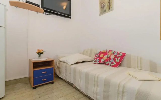 Charming Apartments Dokoza Vir