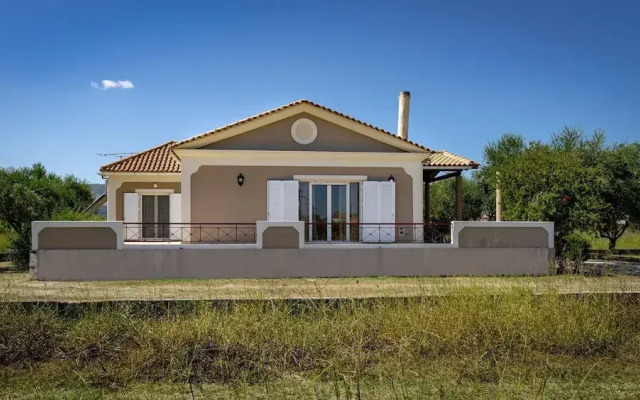 Villa Stella, 2 Bedrooms, Wifi, Near The Beach