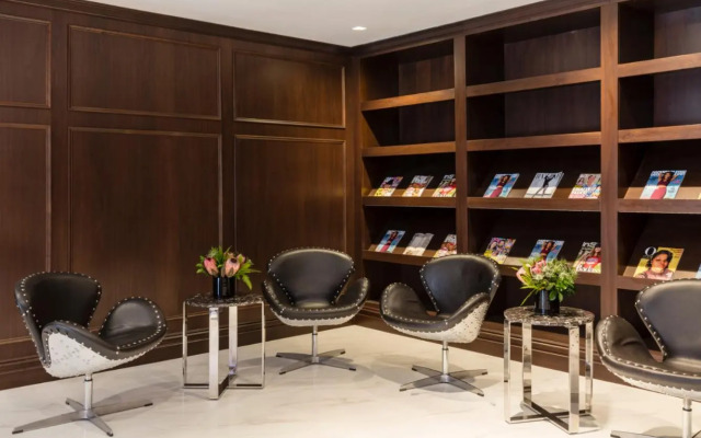 Broadway Plaza Hotel