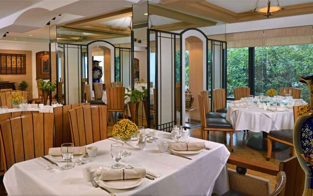 Hotel Marine Plaza Mumbai
