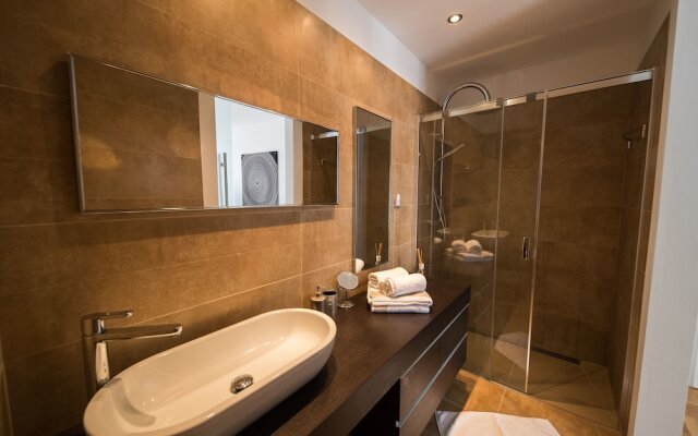 House Villa Jely
