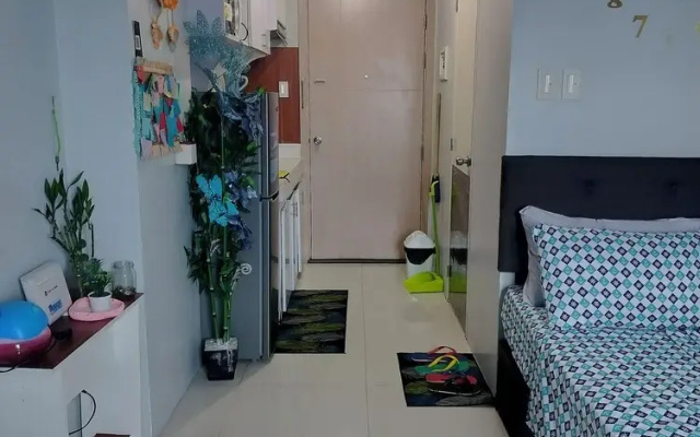 Spacious Condo in Quezon City With City Views