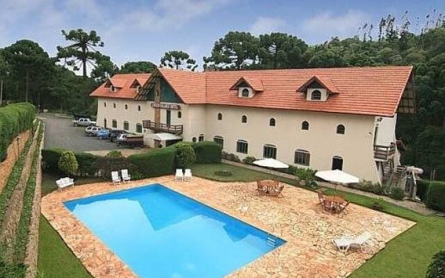 Green Village Hotel