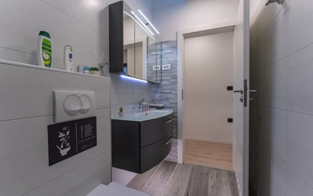 Sky & Sun Luxury Rooms