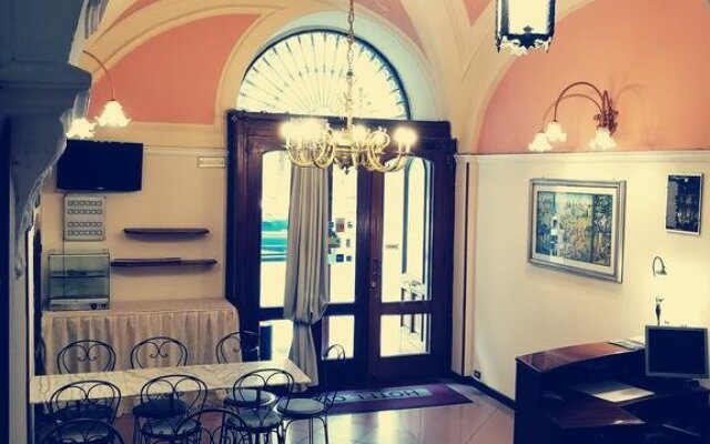 Hotel City