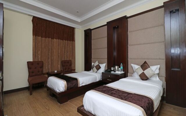 OYO 12532 Imperial Inn