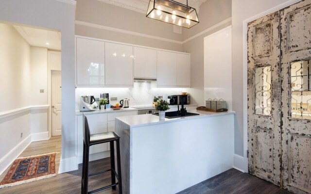 The Warwick Road Residence - IRV