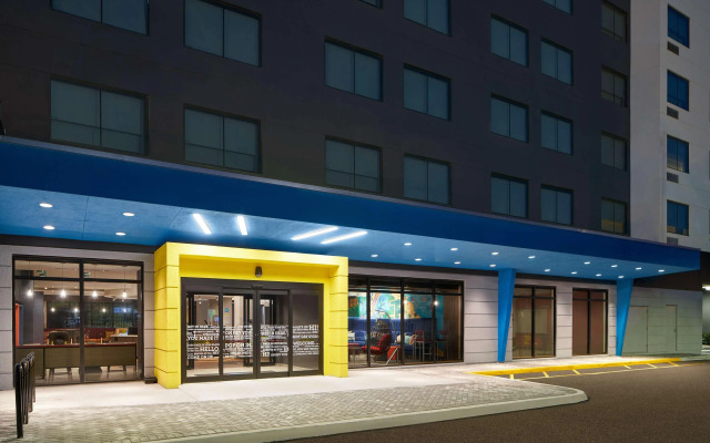 hotelImage