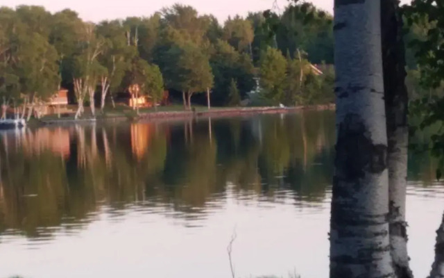 Historic Birch Lodge and Motel