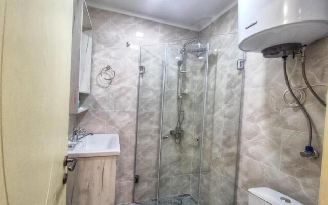 Leo Group Apartment 14-302B Sunrise Batumi