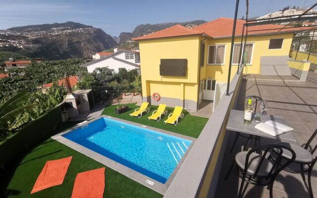 Apartments with Pool in Funchal