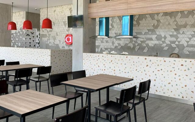 Amaris Hotel Kalimalang