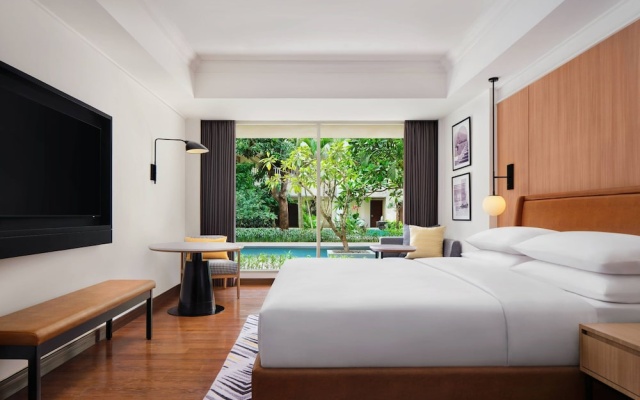 Sheraton Jakarta Soekarno Hatta Airport – Guest Rooms – Tangerang
