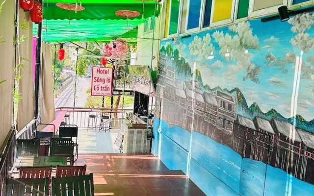 Hotel Song Lo Co Tran