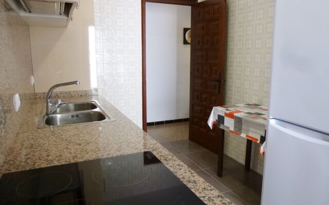 Spacious Holiday Home With Enclosed Garden in Empuriabrava
