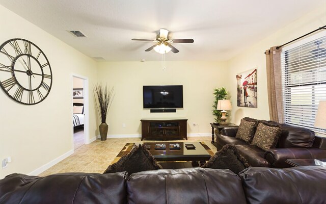 Starmark Luxury Collection - Mansions at ChampionsGate