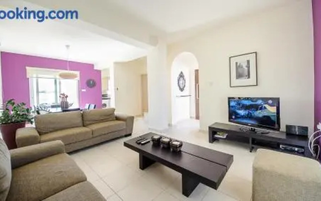 Oceanview Luxury Villa 012