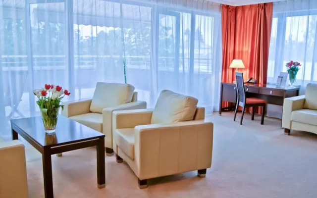 Rezydencja Belweder-Klonowa